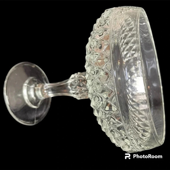 Vintage Indiana Clear Cut Glass Diamond Candy/Fruit Dish - Picture 6 of 9